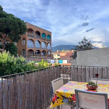 Alojamiento Con Encanto En Planta Superior Ideal Para Trabajo Y Escapadas Familiares En Montserrat Esparreguera Exteriér fotografie